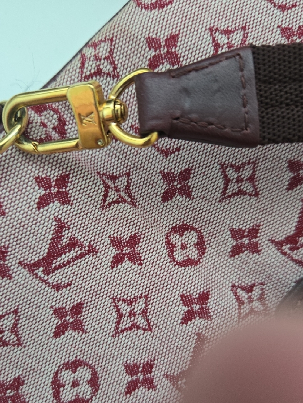 Louis Vuitton Garnet Monogram, Burgundy Trim Tote Bag - Picture 6 of 9